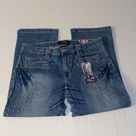 Platinum Plush Size 15 Riveted Capri Jeans Waist 33” - Picture 4 of 7